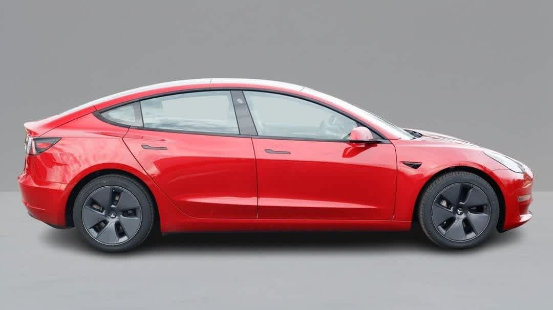 2021 Tesla Model 3 Long Range photo 4