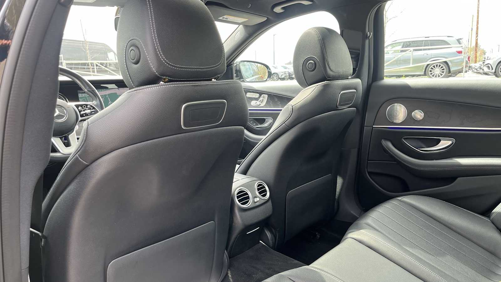 Thumbnail: 2019 Mercedes-Benz E-Class - 30