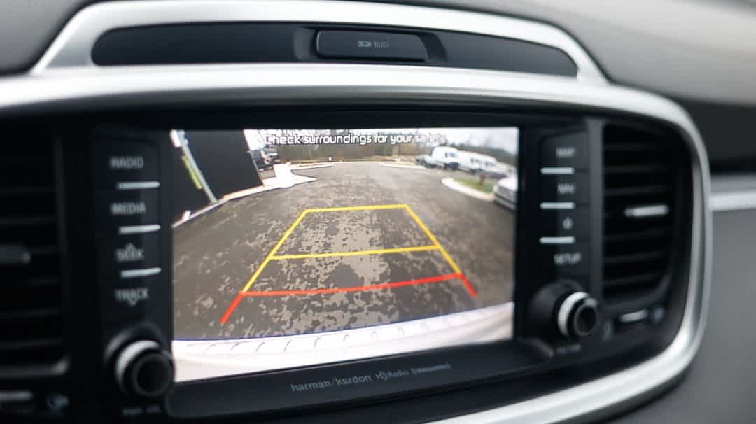 Thumbnail: 2019 Kia Sorento - 10