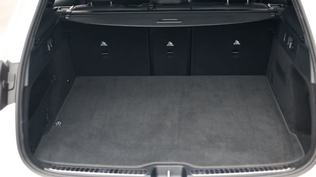 Thumbnail: 2025 Mercedes-Benz GLC - 14