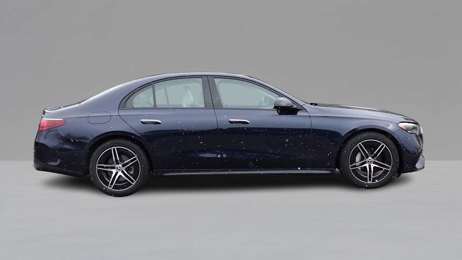 Thumbnail: 2026 Mercedes-Benz E-Class - 4