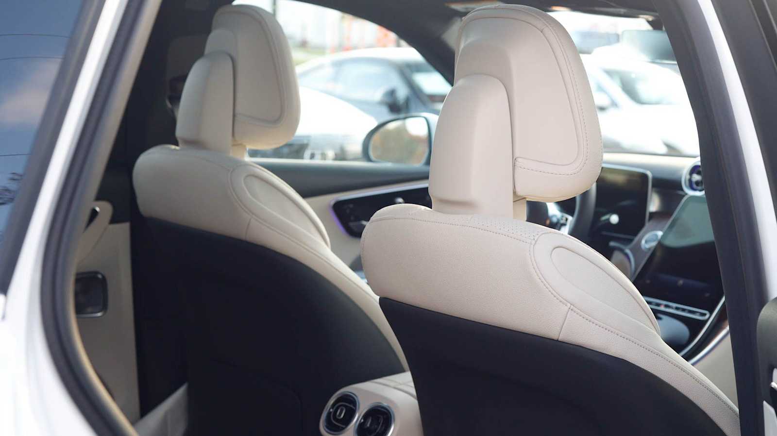 Thumbnail: 2026 Mercedes-Benz GLC - 20