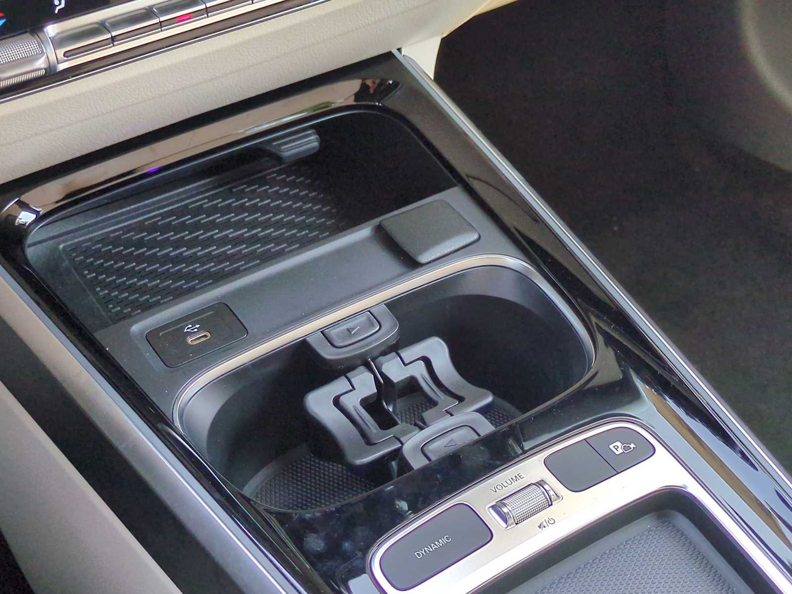 Thumbnail: 2025 Mercedes-Benz GLB - 32