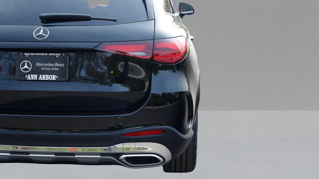 Thumbnail: 2026 Mercedes-Benz GLC - 11