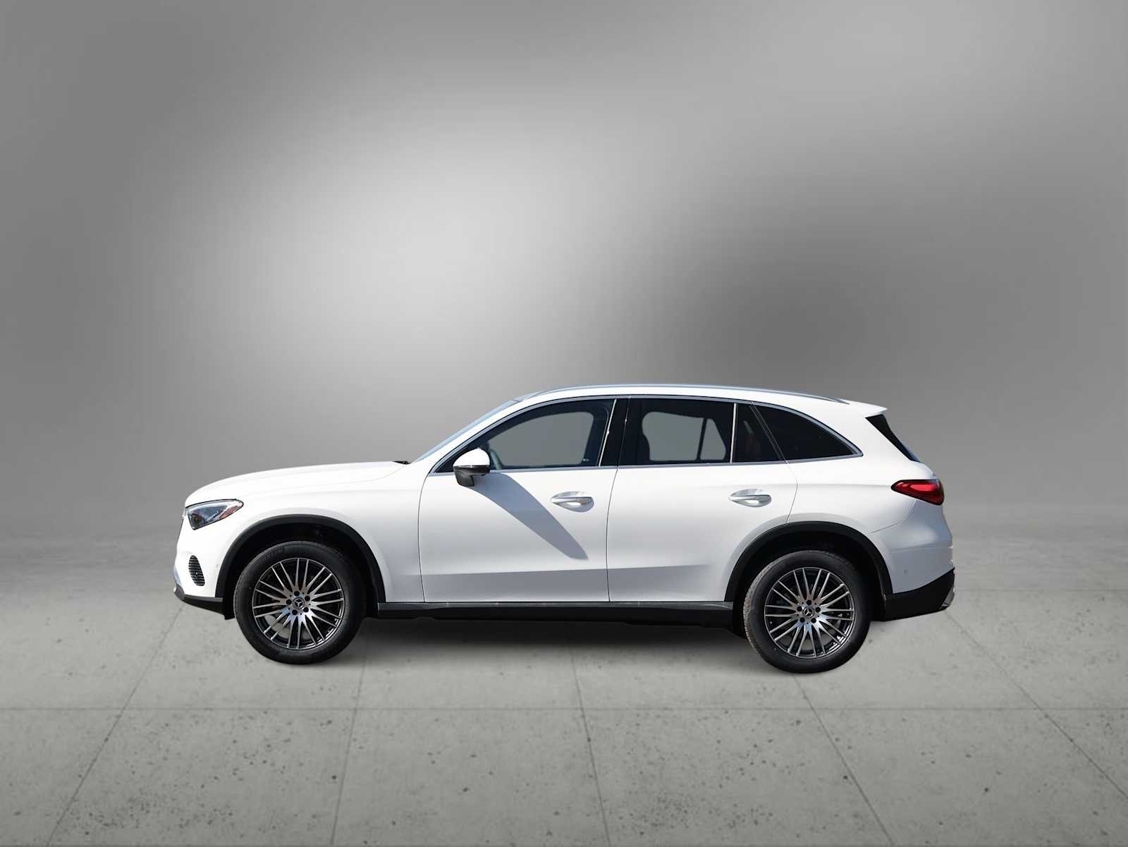 Thumbnail: 2026 Mercedes-Benz GLC - 8
