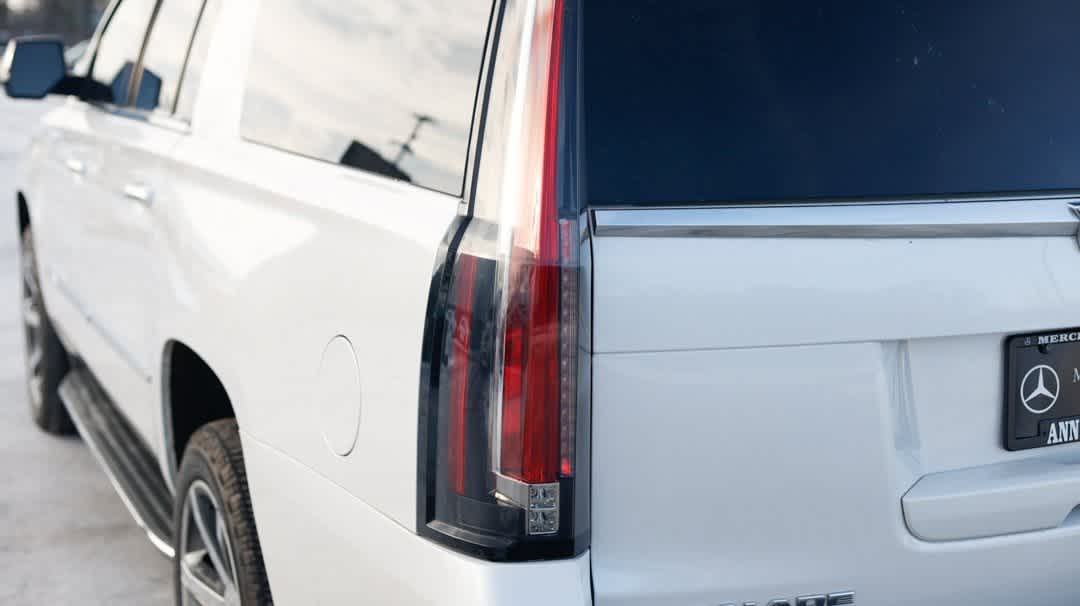 Thumbnail: 2016 Cadillac Escalade - 13