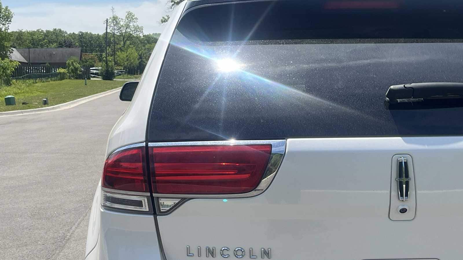 Thumbnail: 2013 Lincoln MKX - 17