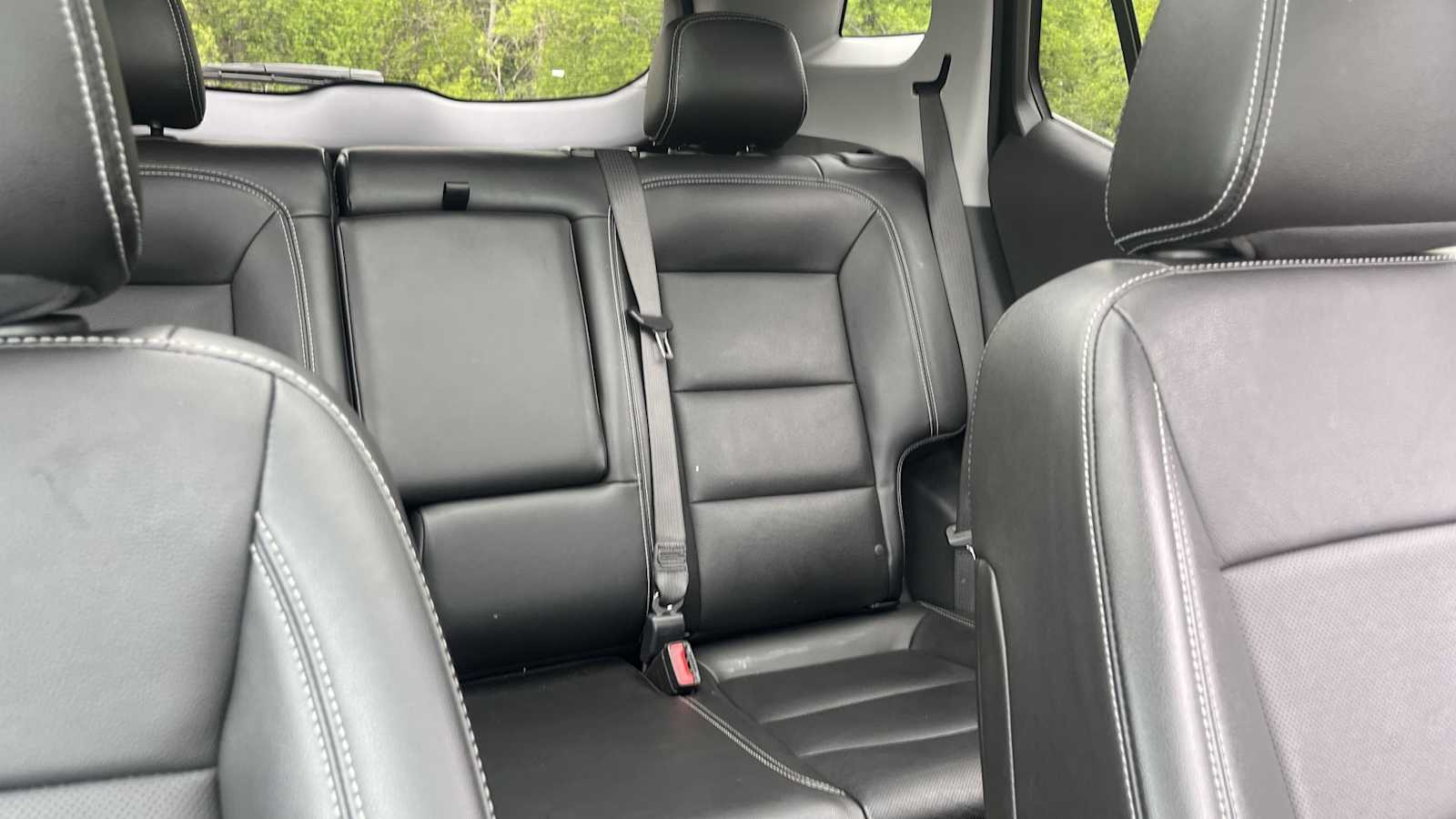 Thumbnail: 2022 GMC Terrain - 33