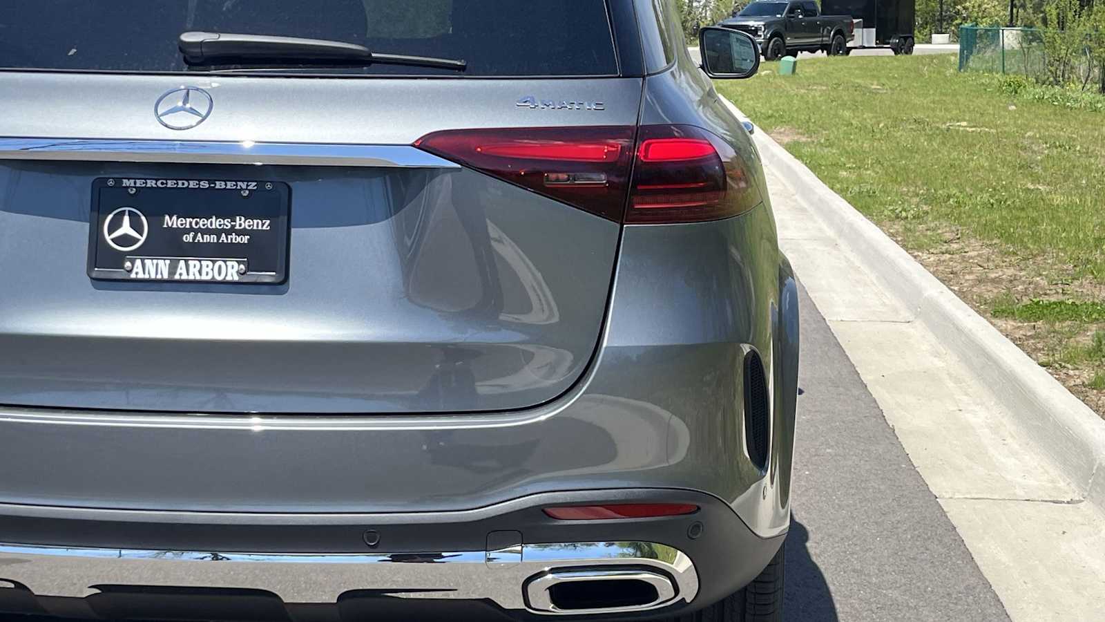 Thumbnail: 2026 Mercedes-Benz GLE - 18