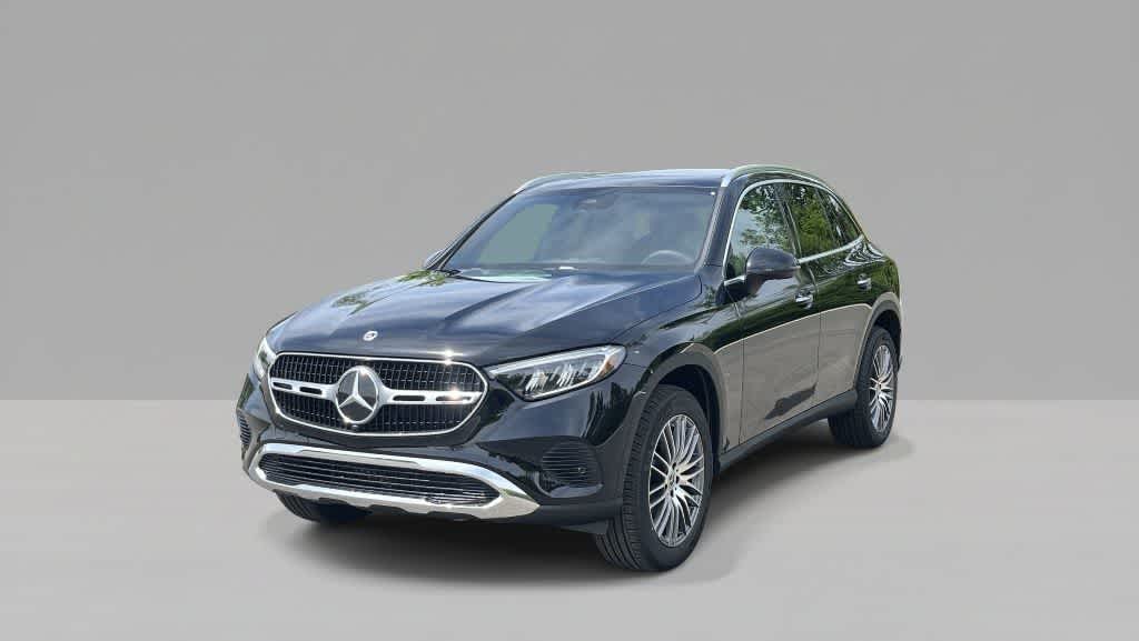 2026 Mercedes-Benz Glc