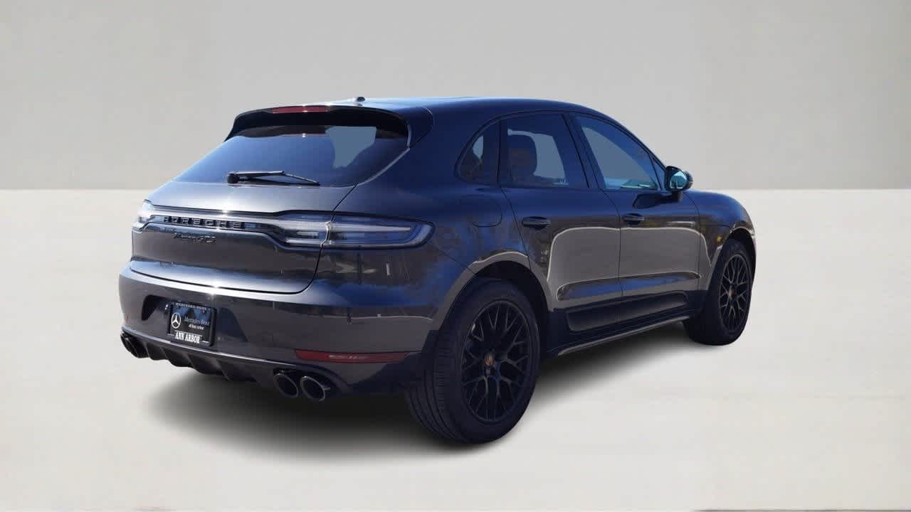 Thumbnail: 2021 Porsche Macan - 7
