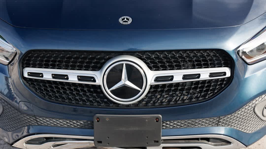 Thumbnail: 2021 Mercedes-Benz GLA - 10