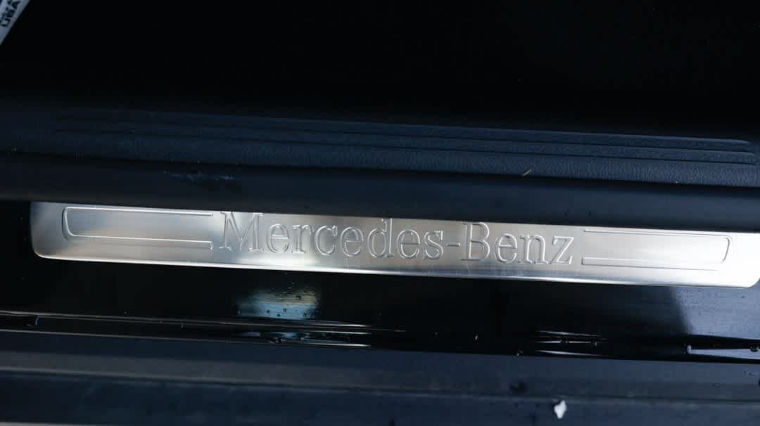 Thumbnail: 2024 Mercedes-Benz GLC - 37