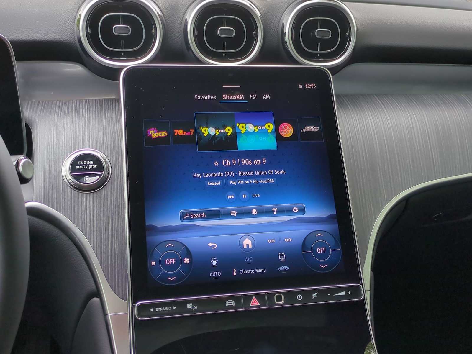 Thumbnail: 2025 Mercedes-Benz GLC - 30