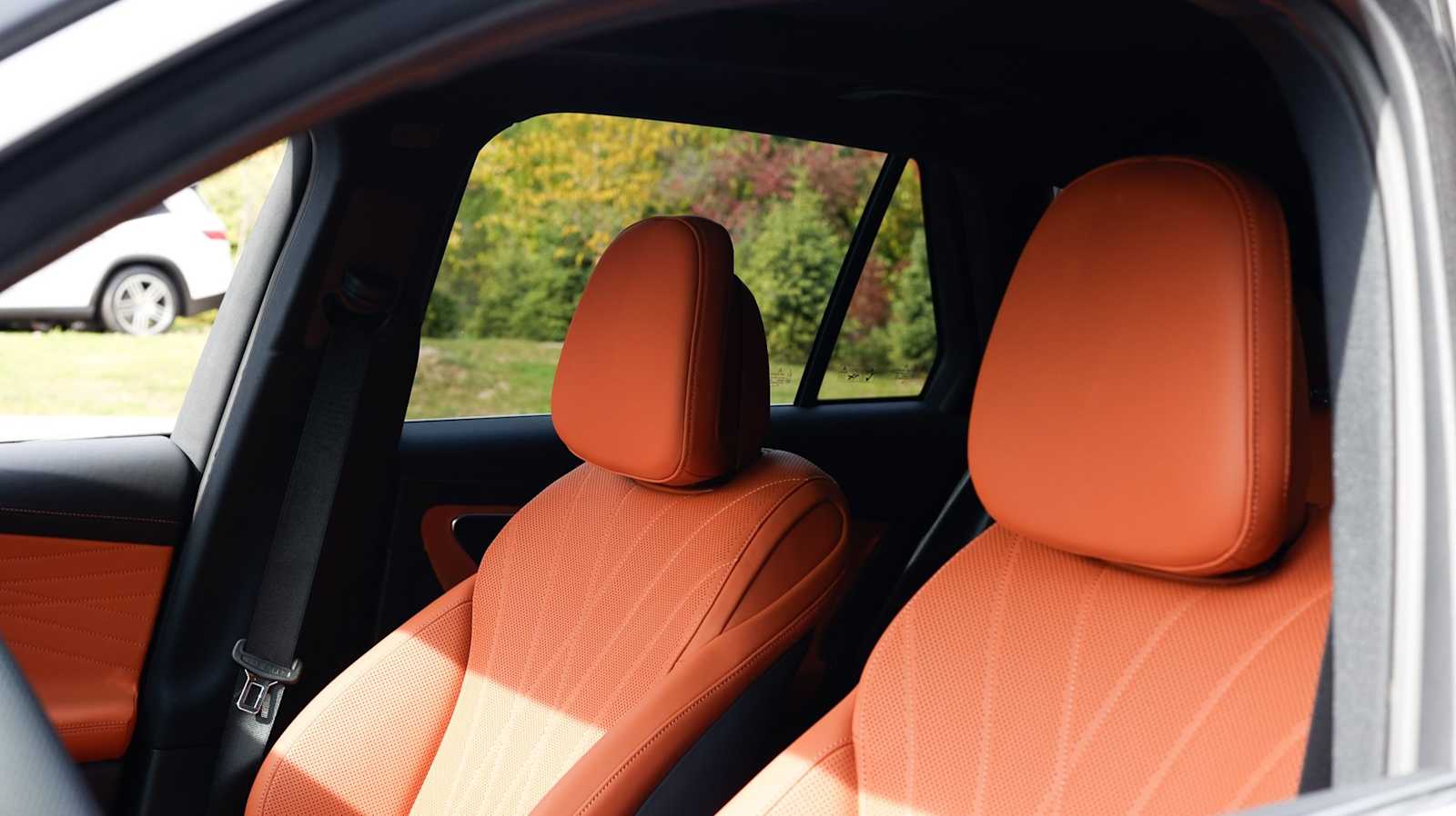 Thumbnail: 2026 Mercedes-Benz GLC - 19