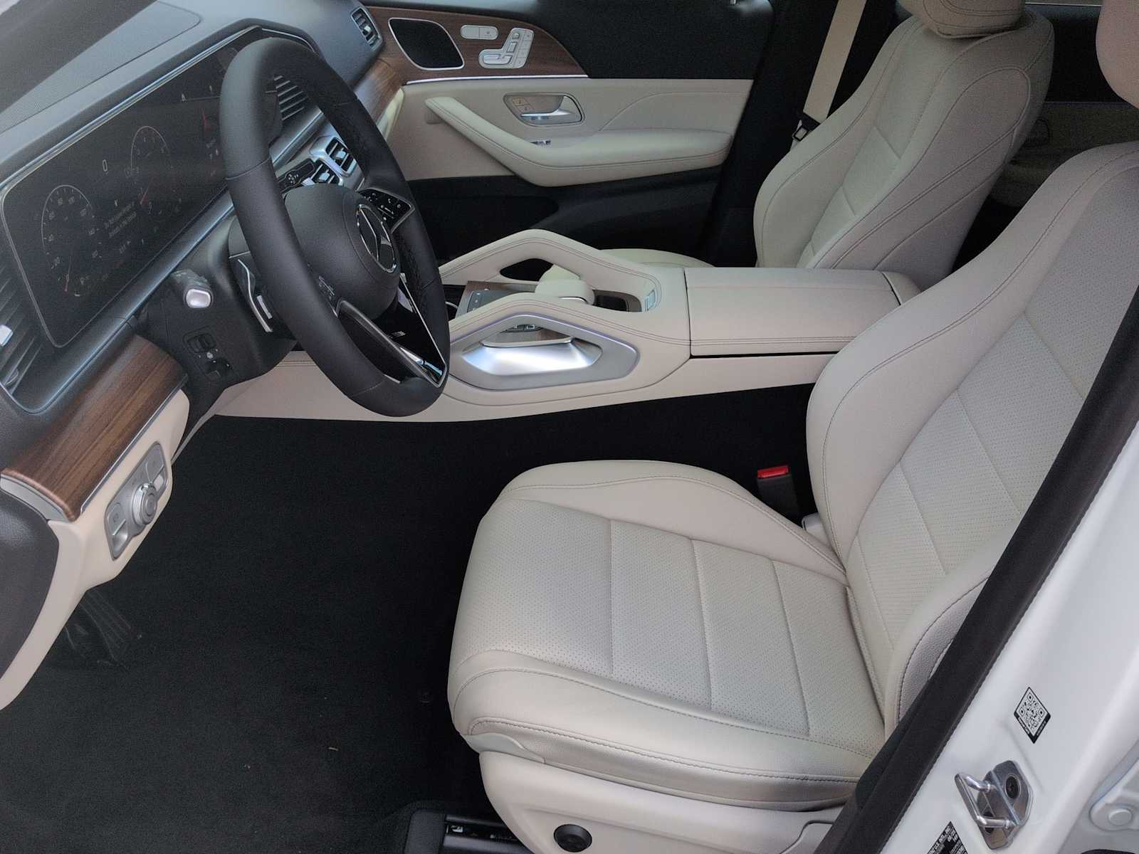 Thumbnail: 2026 Mercedes-Benz GLE - 17