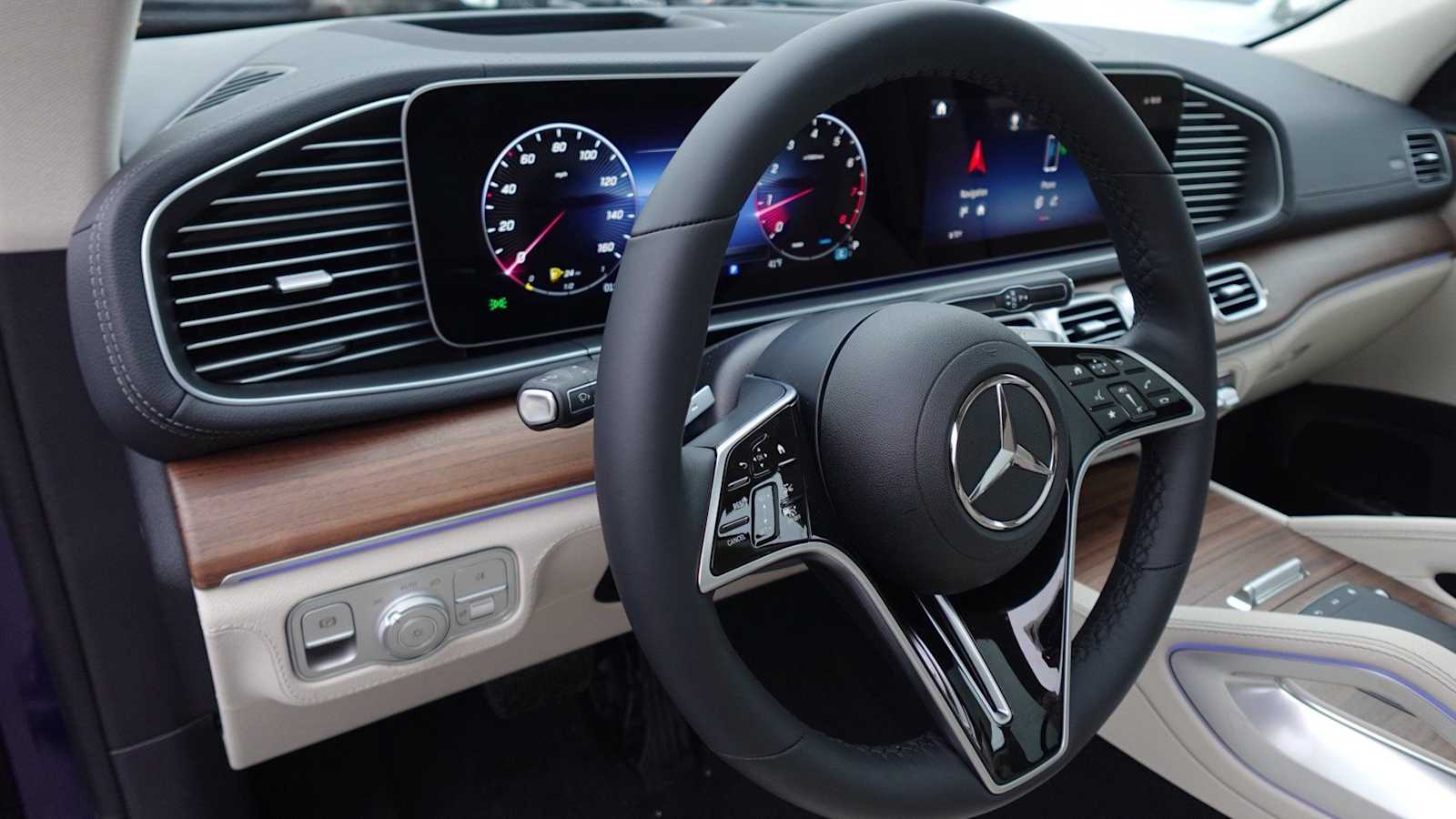 Thumbnail: 2026 Mercedes-Benz GLE - 31