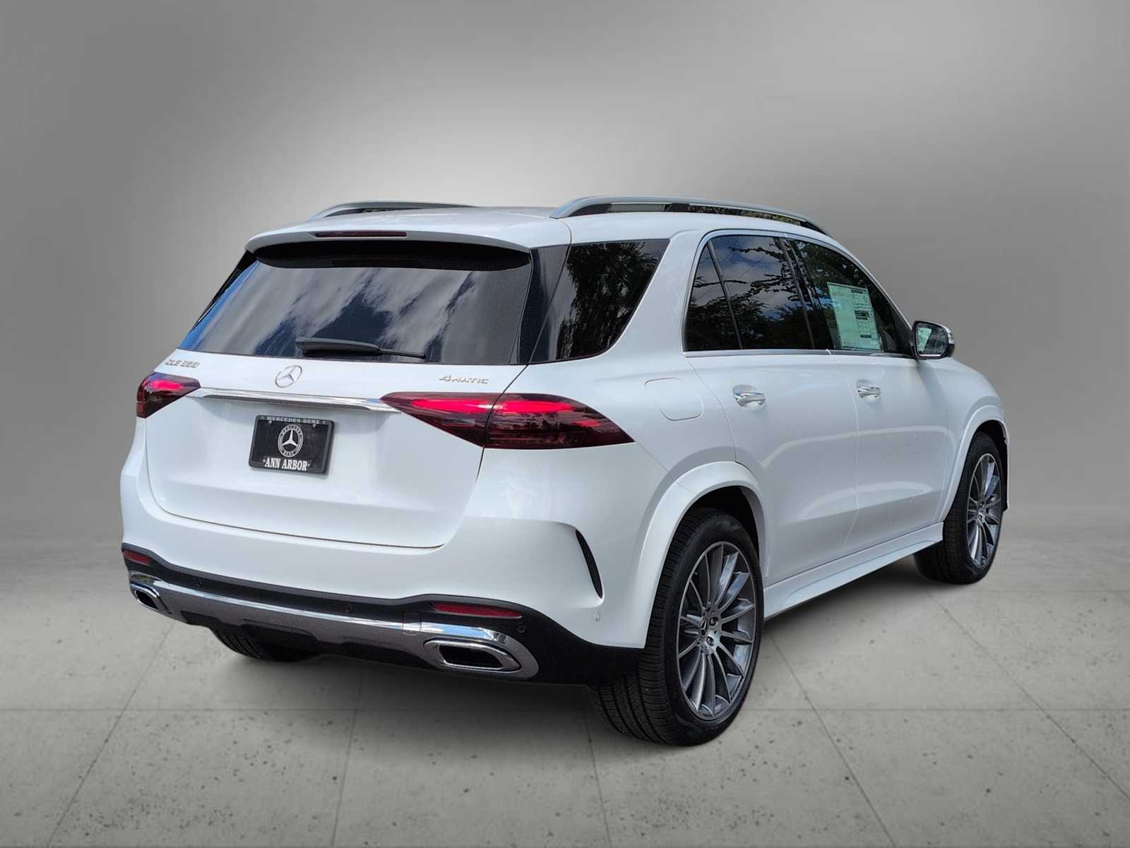 Thumbnail: 2026 Mercedes-Benz GLE - 8