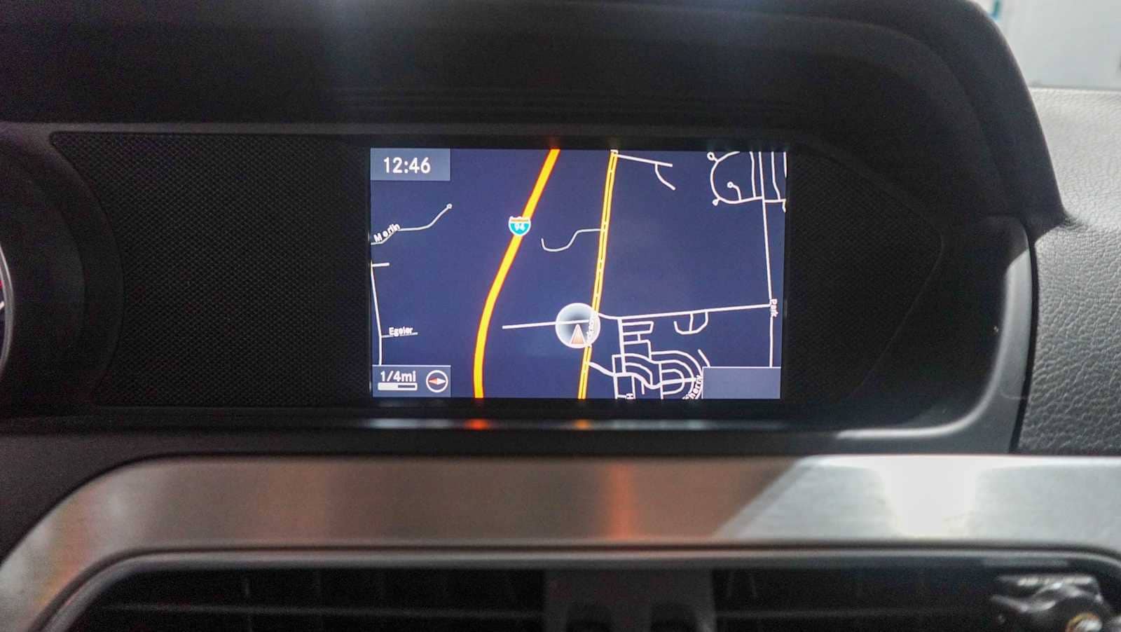 Thumbnail: 2015 Mercedes-Benz C-Class - 31