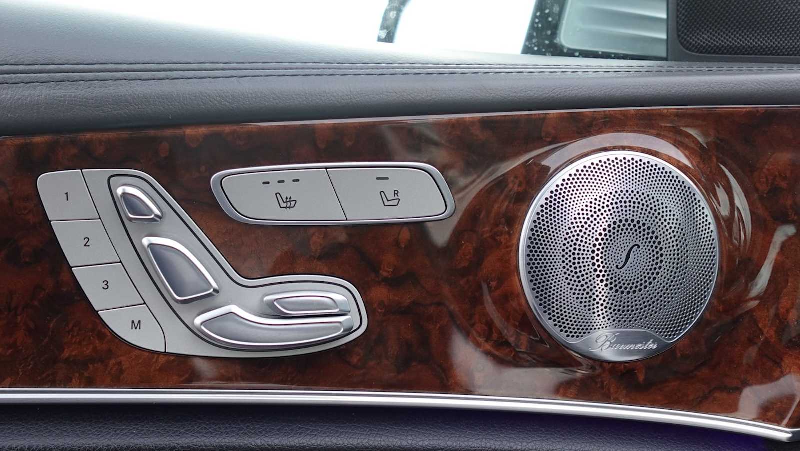 Thumbnail: 2017 Mercedes-Benz E-Class - 25