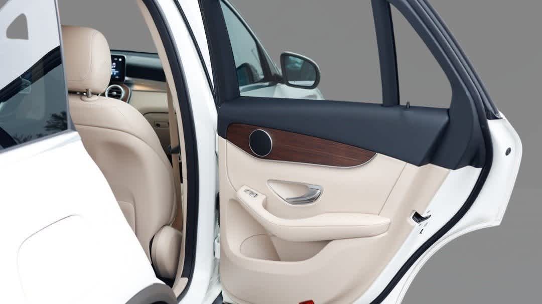 Thumbnail: 2022 Mercedes-Benz GLC - 25