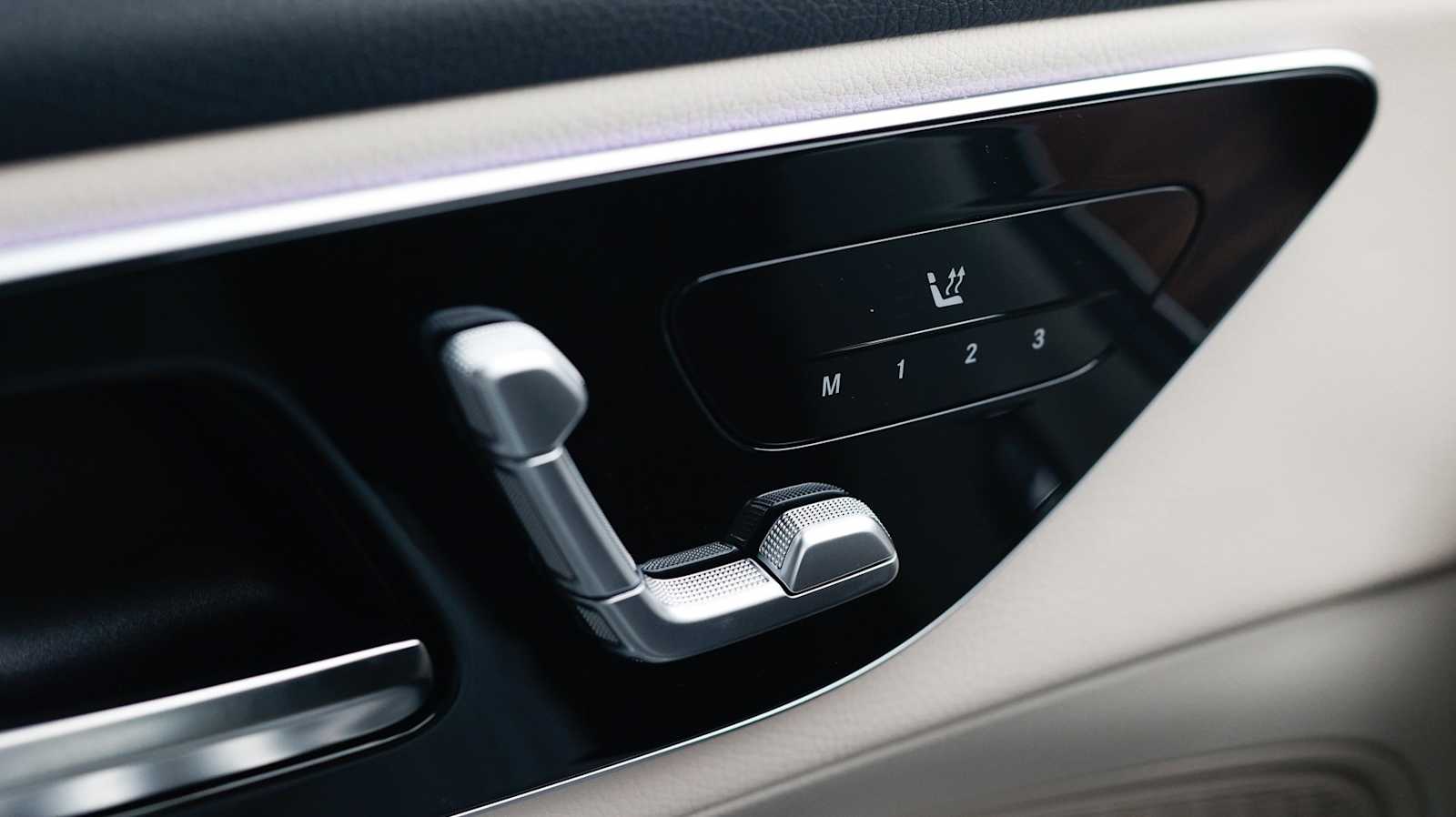 Thumbnail: 2026 Mercedes-Benz GLC - 29