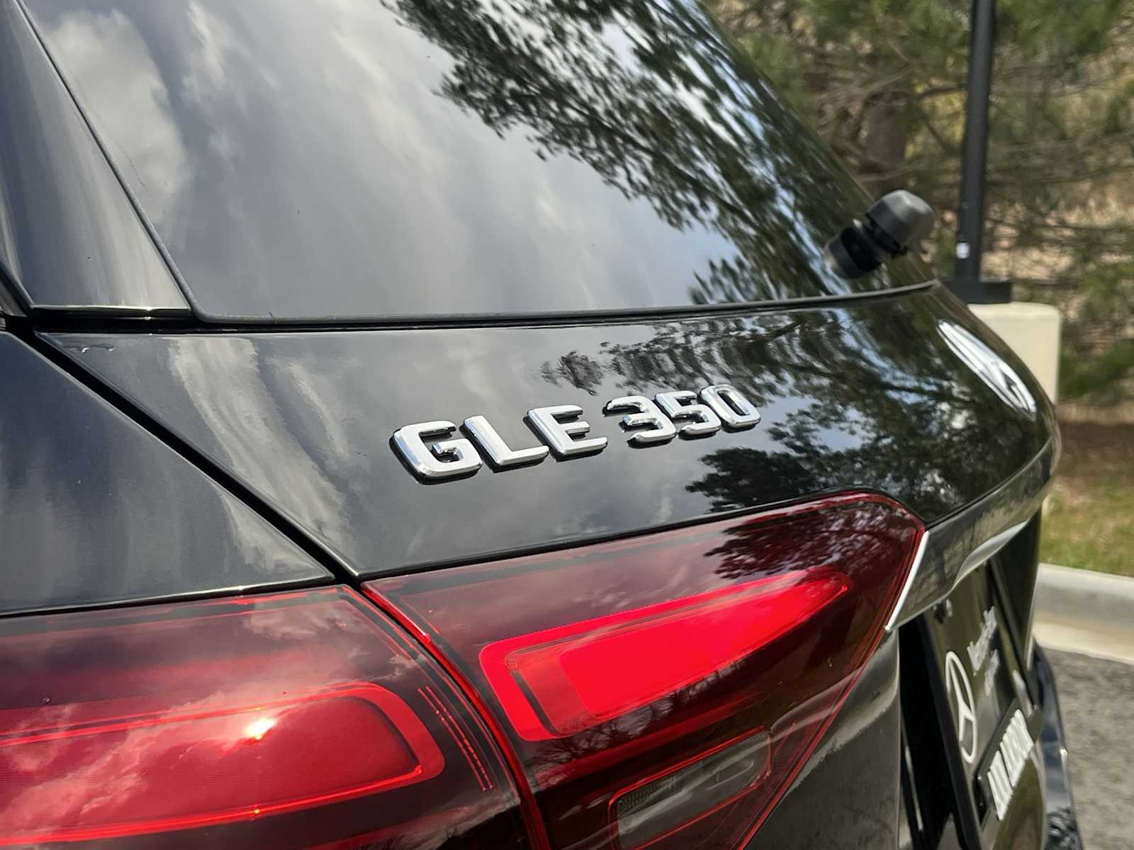 Thumbnail: 2026 Mercedes-Benz GLE - 24