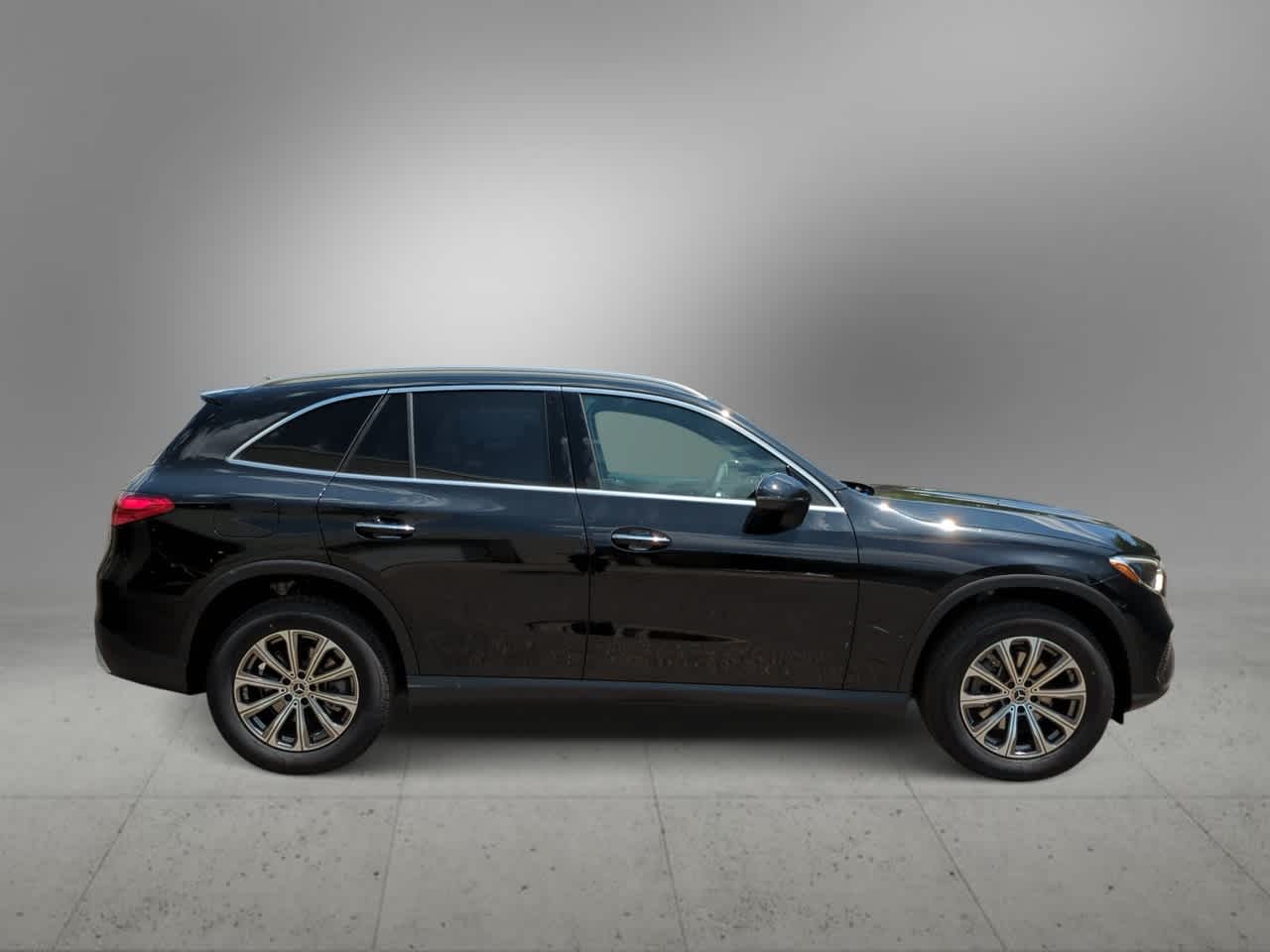 Thumbnail: 2025 Mercedes-Benz GLC - 9