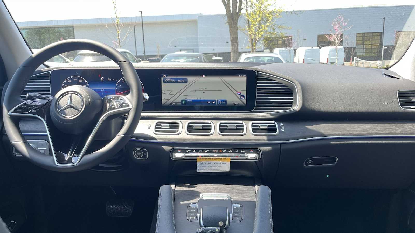 Thumbnail: 2026 Mercedes-Benz GLE - 26