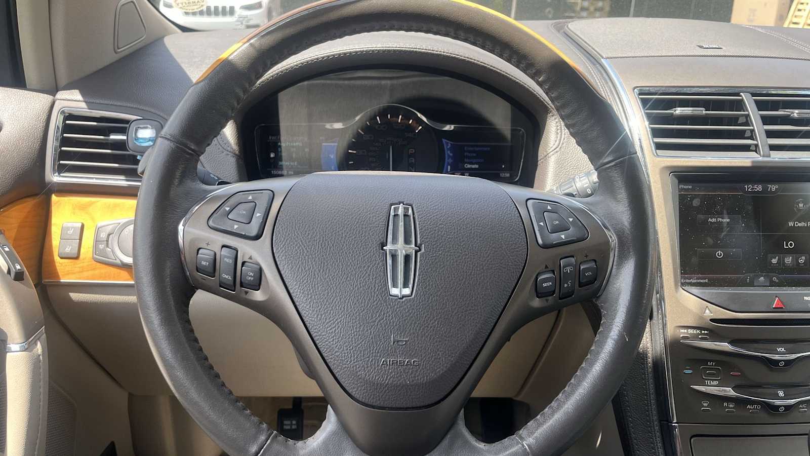 Thumbnail: 2013 Lincoln MKX - 39