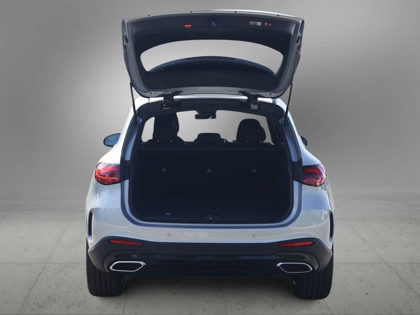 Thumbnail: 2026 Mercedes-Benz GLC - 7