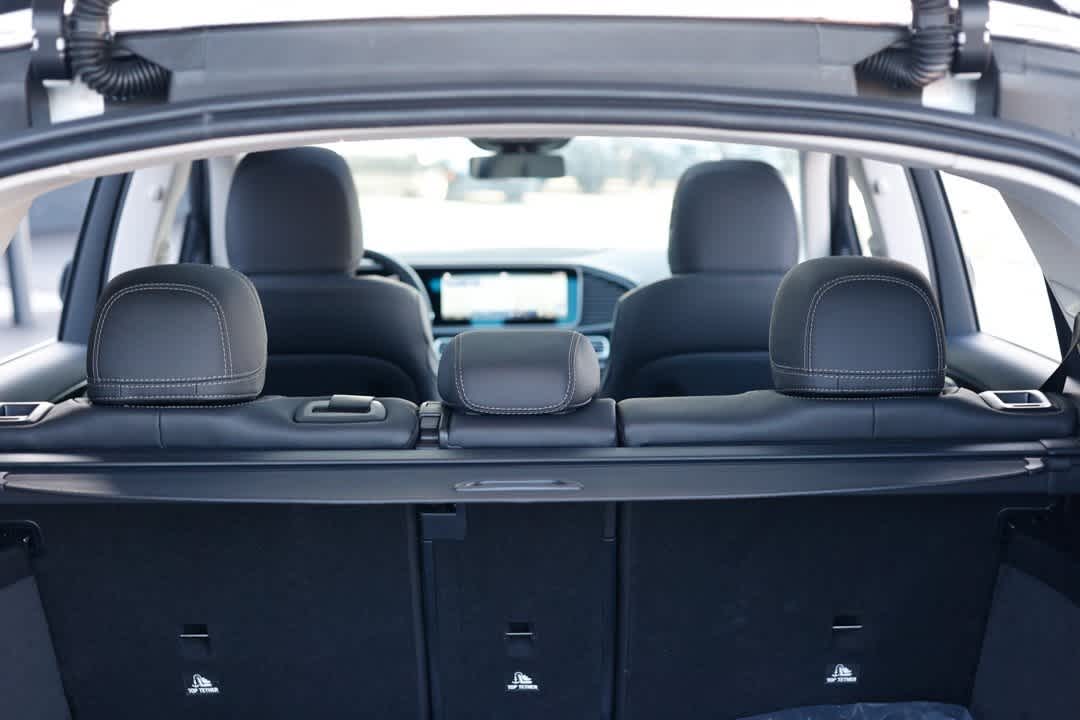 Thumbnail: 2026 Mercedes-Benz GLE - 31