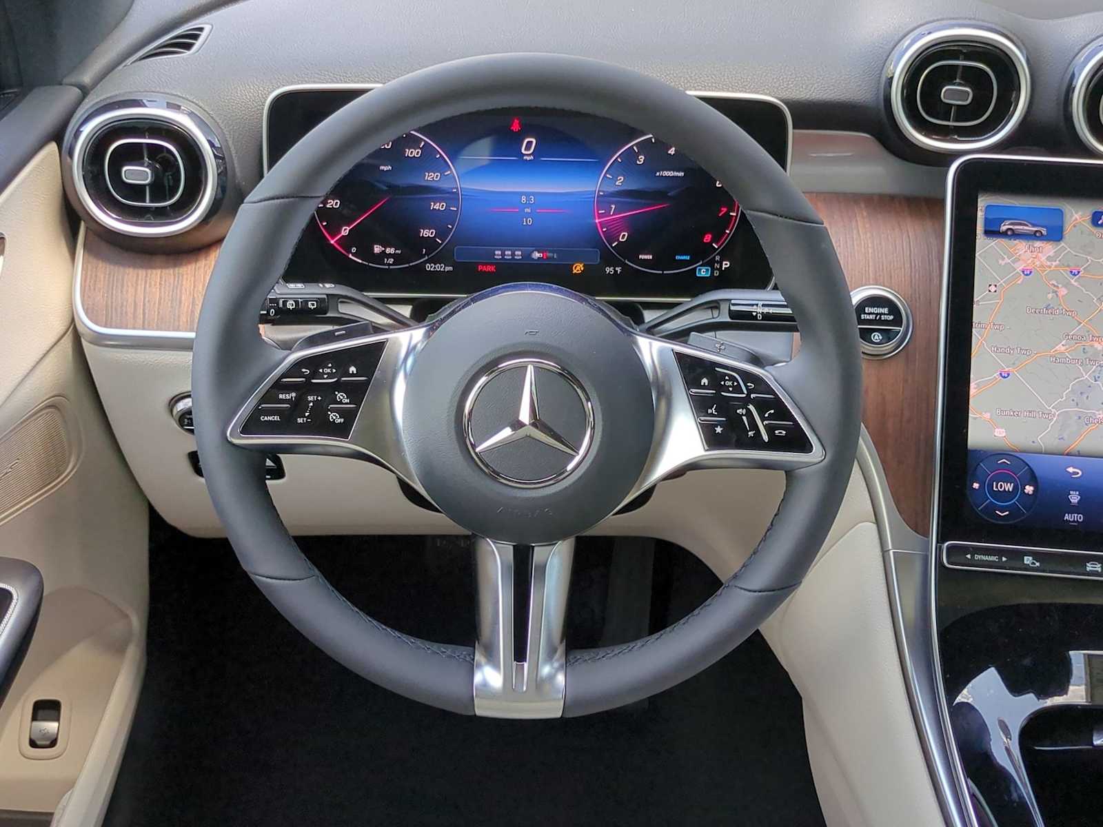 Thumbnail: 2025 Mercedes-Benz GLC - 24
