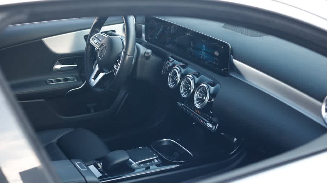 Thumbnail: 2022 Mercedes-Benz A-Class - 22