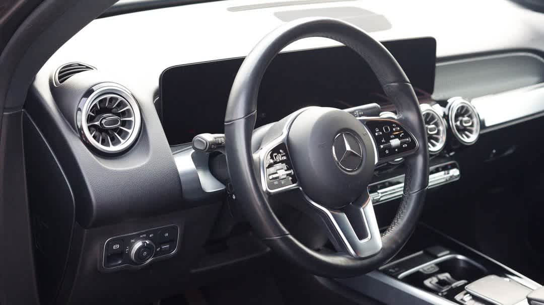 Thumbnail: 2023 Mercedes-Benz EQB - 28