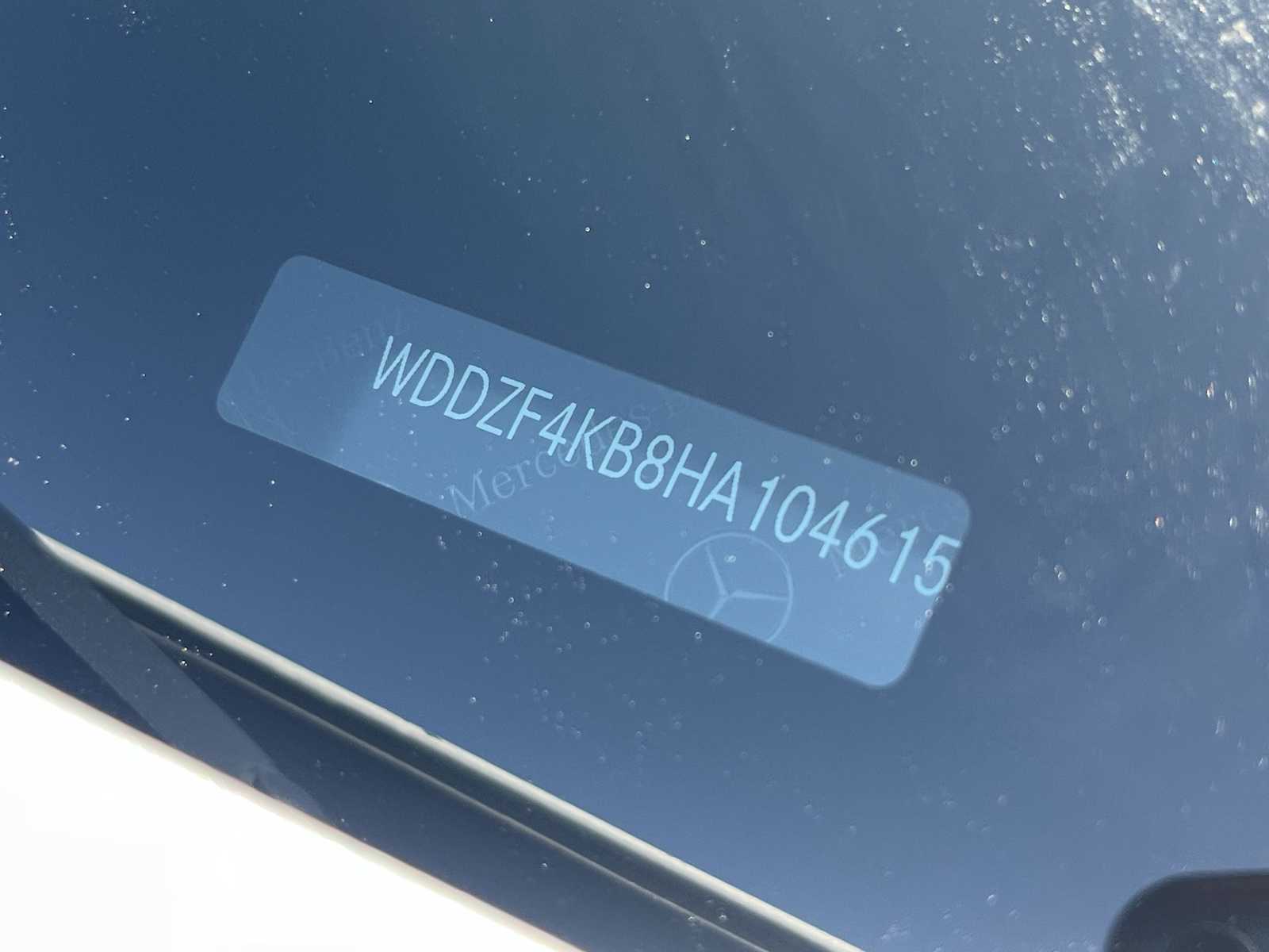 Thumbnail: 2017 Mercedes-Benz E-Class - 40