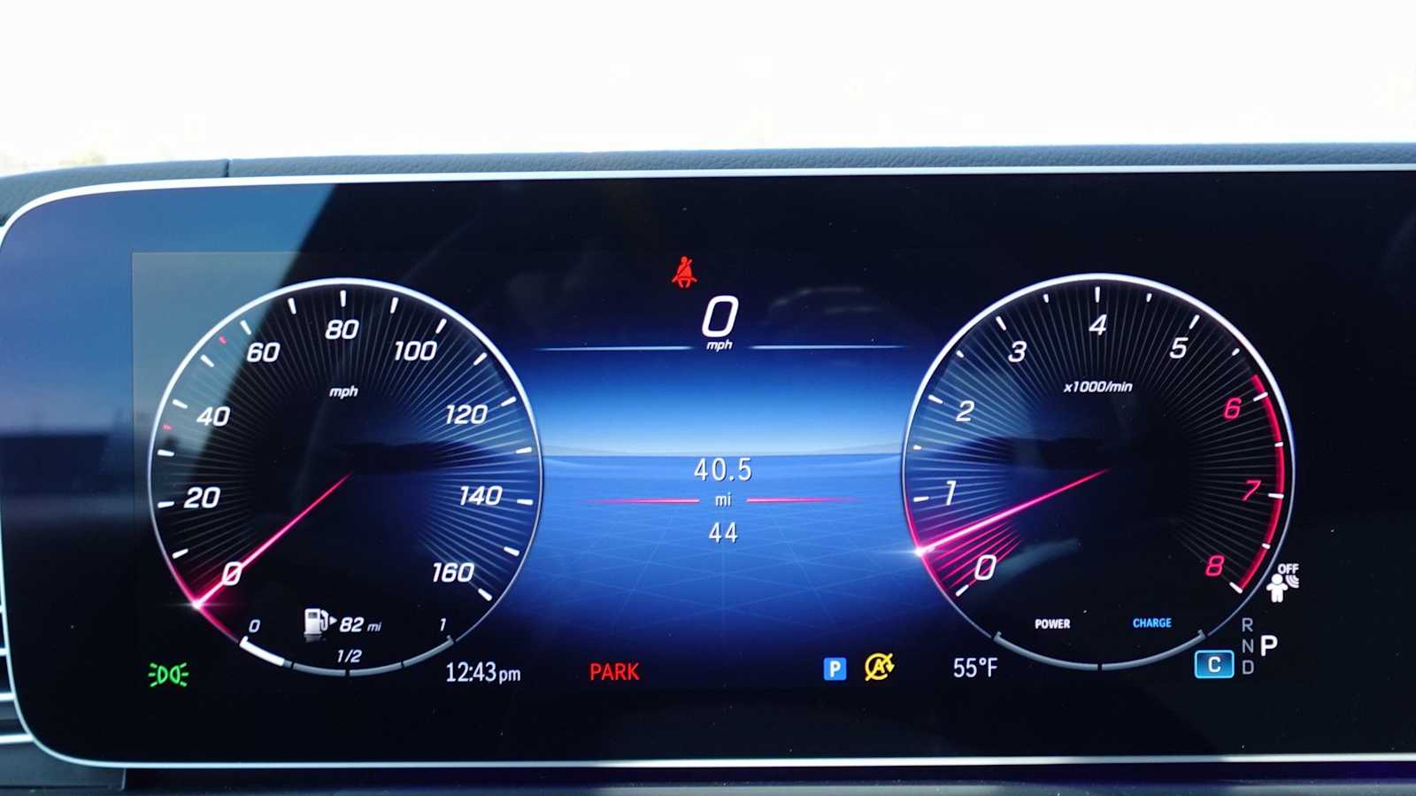 Thumbnail: 2026 Mercedes-Benz GLE - 29