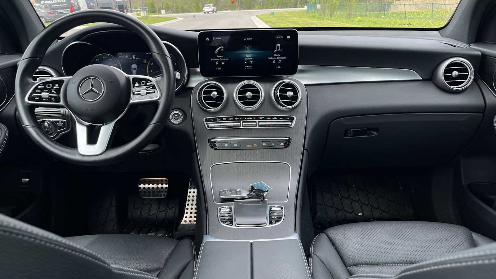 Thumbnail: 2022 Mercedes-Benz GLC - 17