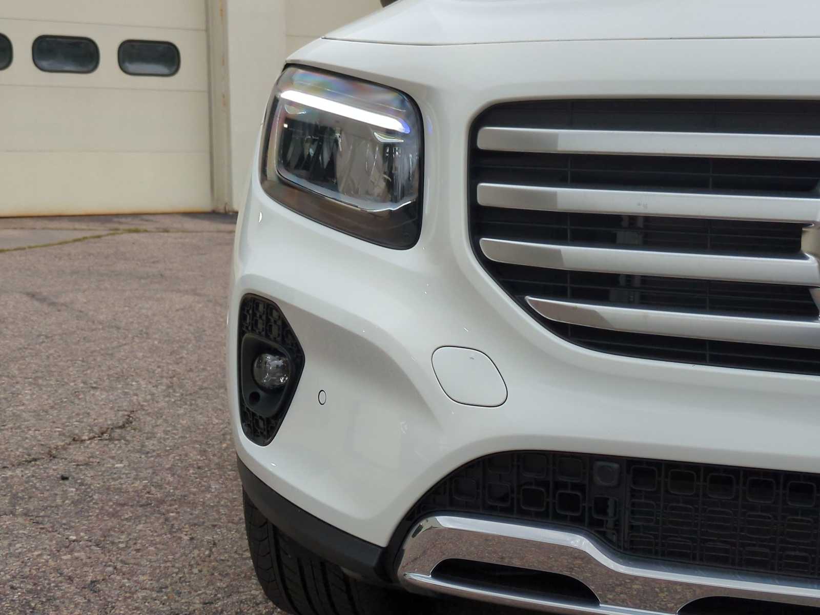 Thumbnail: 2025 Mercedes-Benz GLB - 11