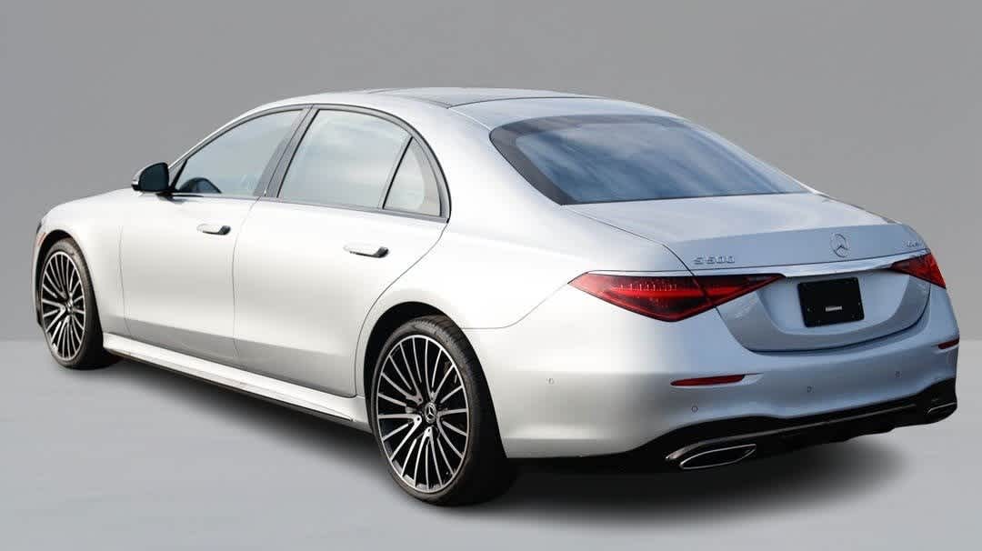 Thumbnail: 2023 Mercedes-Benz S-Class - 7