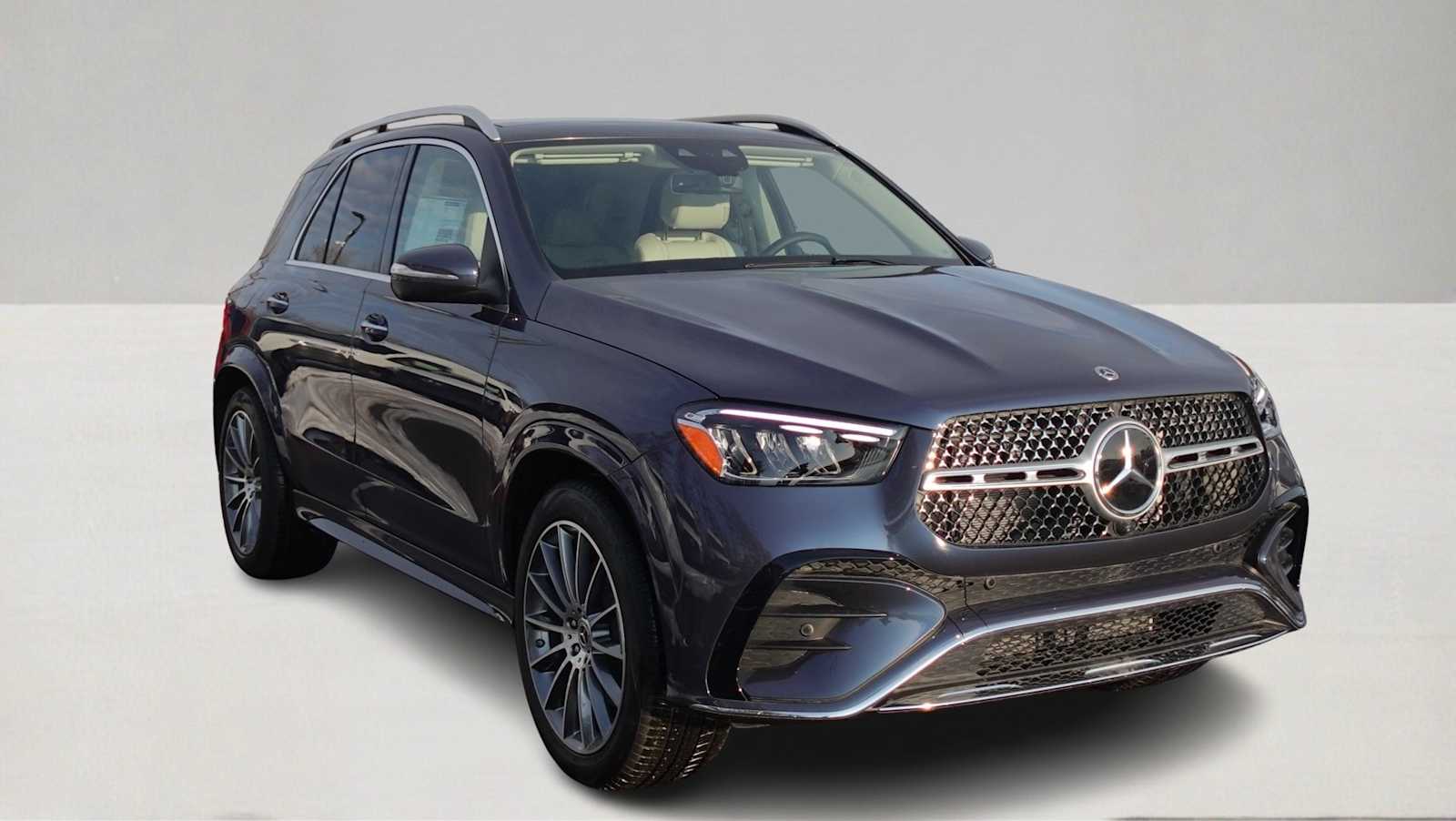 Thumbnail: 2026 Mercedes-Benz GLE - 3
