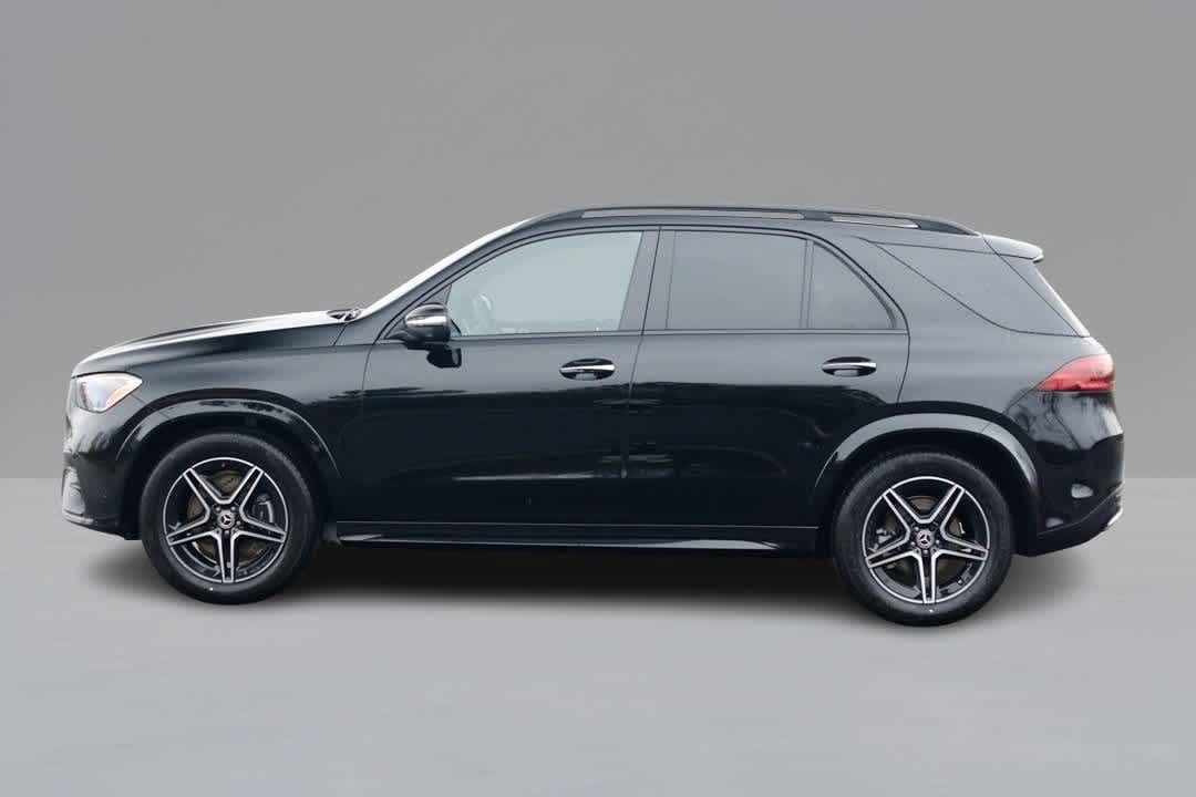 Thumbnail: 2026 Mercedes-Benz GLE - 8
