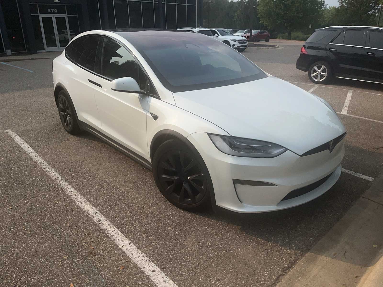 Thumbnail: 2023 Tesla Model X - 8