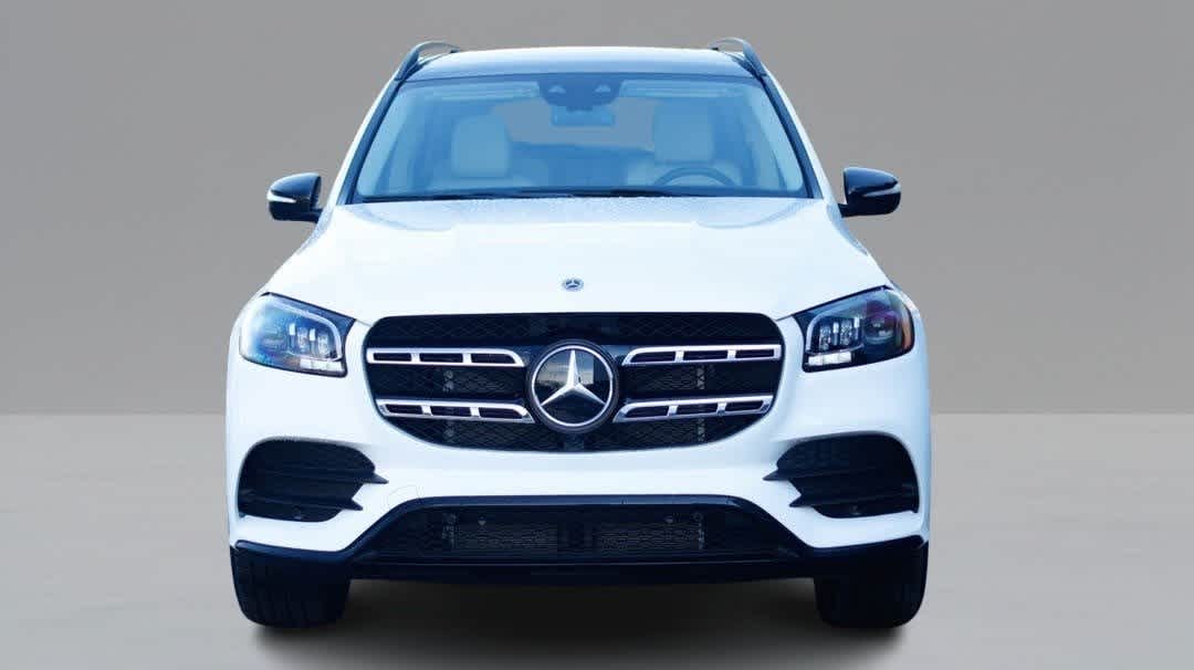 2023 Mercedes Benz GLS 450 4MATIC photo 2
