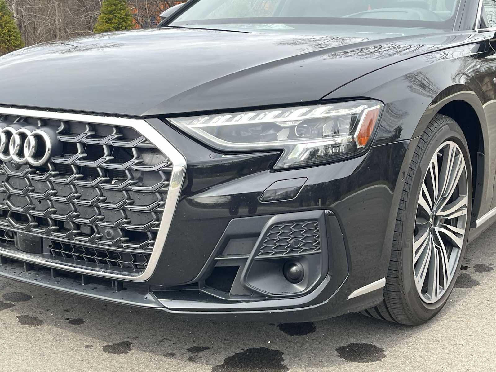 Thumbnail: 2023 Audi A8 - 22