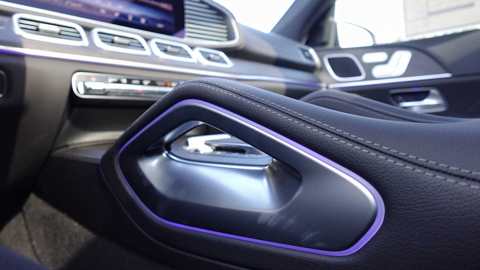 Thumbnail: 2026 Mercedes-Benz GLE - 40