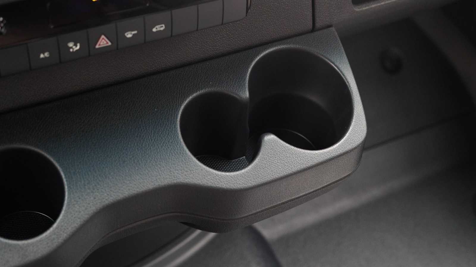 Thumbnail: 2026 Mercedes-Benz Sprinter - 32