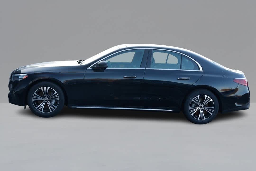 Thumbnail: 2026 Mercedes-Benz E-Class - 8