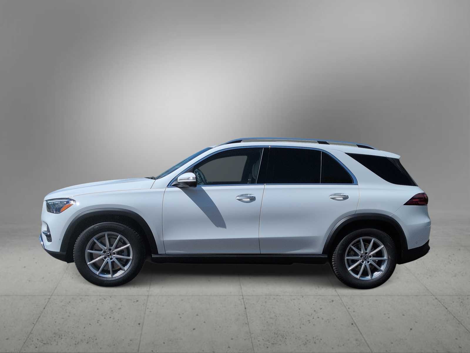 Thumbnail: 2026 Mercedes-Benz GLE - 5