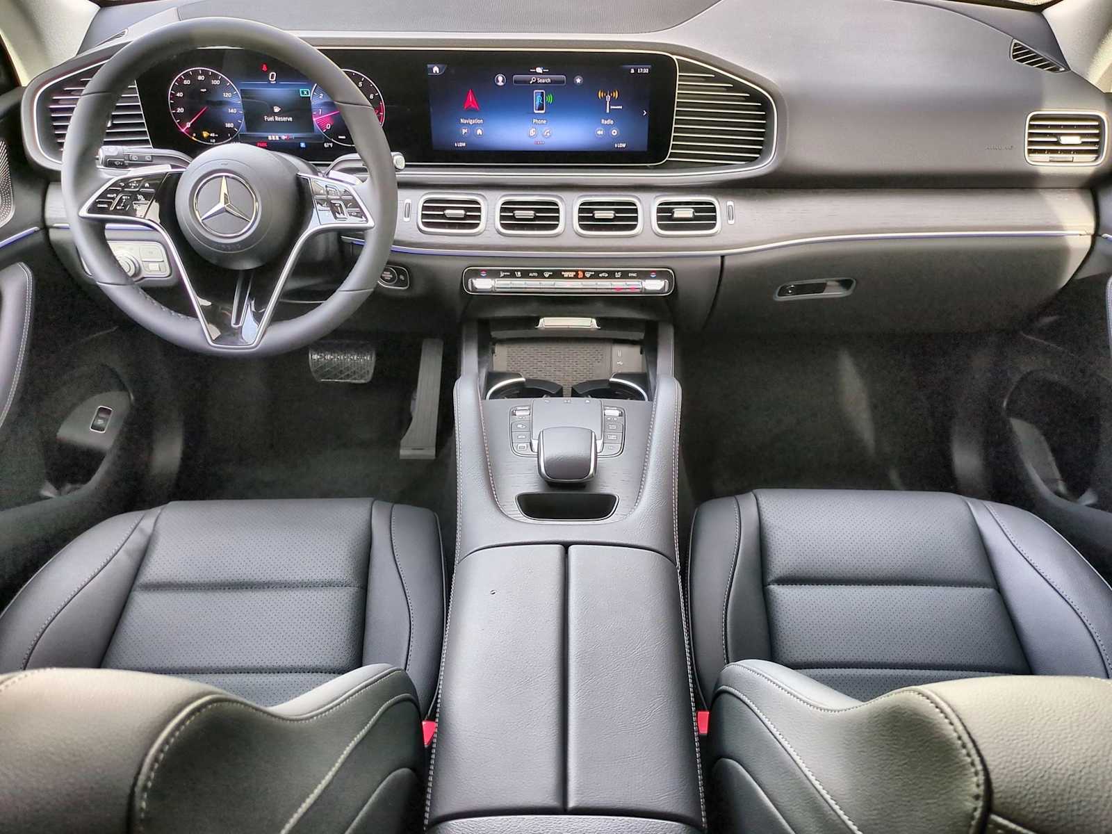 Thumbnail: 2025 Mercedes-Benz GLE - 16